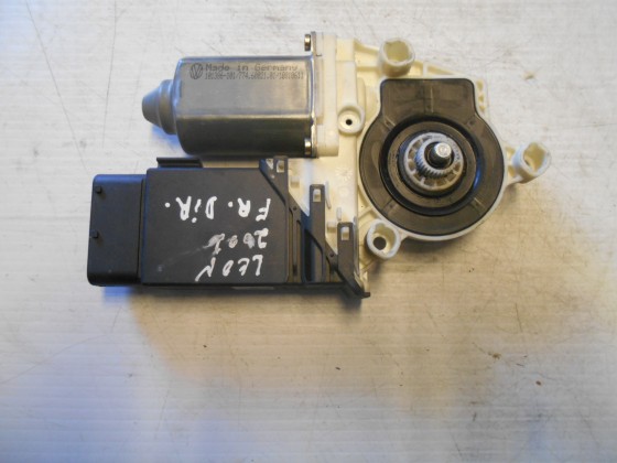 Motor Elevador Vidro Frt Drt Seat Leon 2002 MEV106